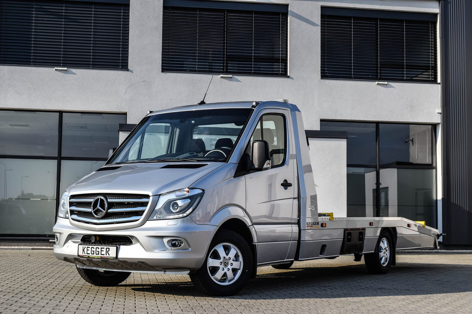 Эвакуация автомобилей Алматы